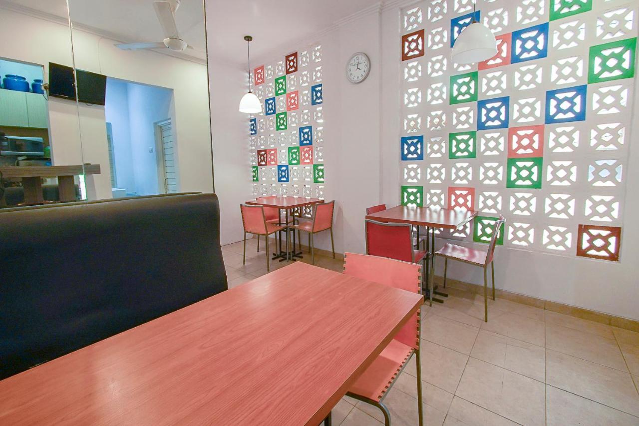 Urbanview Hotel Fiffa Kauman 玛琅 外观 照片