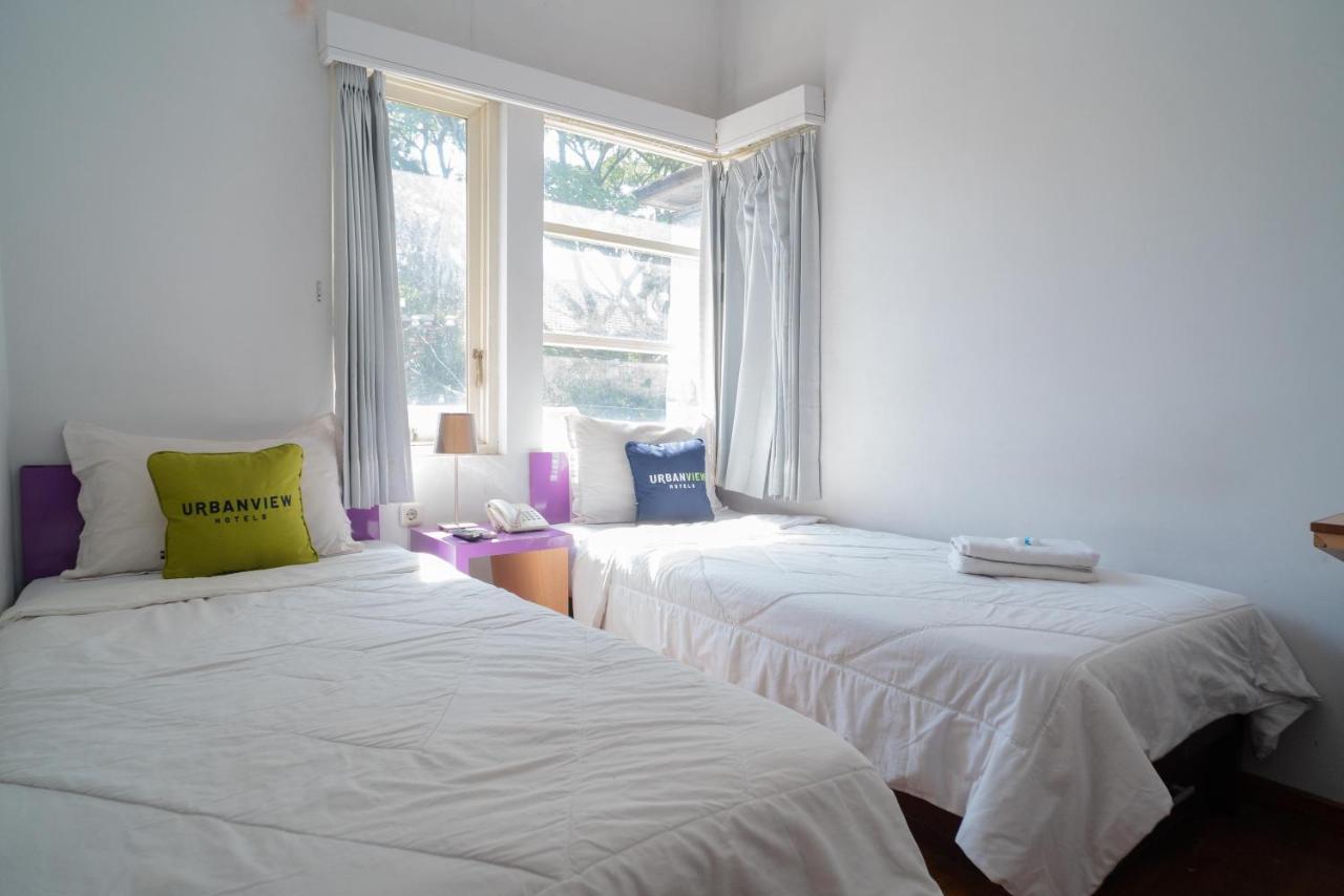 Urbanview Hotel Fiffa Kauman 玛琅 外观 照片
