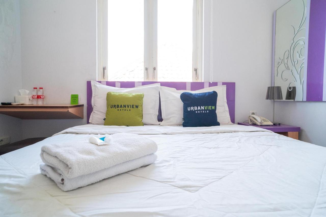 Urbanview Hotel Fiffa Kauman 玛琅 外观 照片