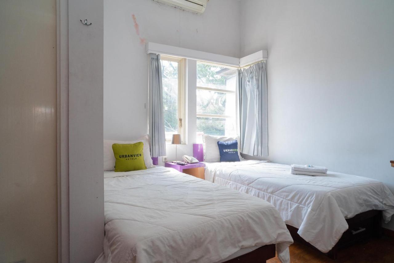 Urbanview Hotel Fiffa Kauman 玛琅 外观 照片